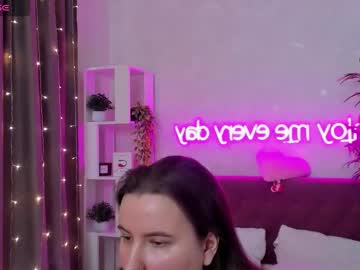 Katyaneilson Chaturbate stream image from March 25, 2026