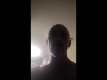 143poolou Chaturbate stream image from March 25, 2026