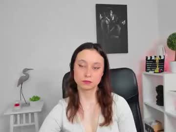 Isamiss Chaturbate stream image from March 25, 2026