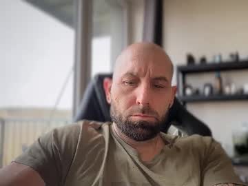Tommyx01 Chaturbate stream image from March 25, 2026