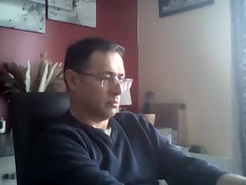 2do4you Chaturbate stream image from March 25, 2026