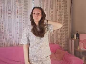 Saramattila Chaturbate stream image from March 25, 2026