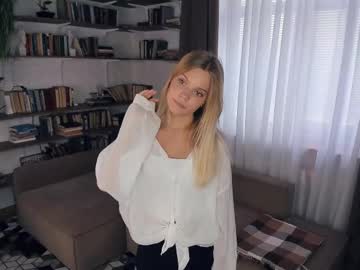 Angelinahass Chaturbate stream image from March 25, 2026
