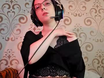 Versieskains Chaturbate stream image from March 25, 2026