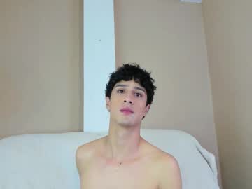 Xam_Collen Chaturbate stream image from March 25, 2026