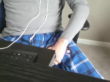 Milwaukeebadger24 Chaturbate stream image from March 25, 2026