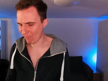 Chasingwhiterabbit Chaturbate stream image from March 25, 2026