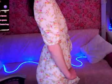 Curleyblueeyes Chaturbate stream image from March 25, 2026