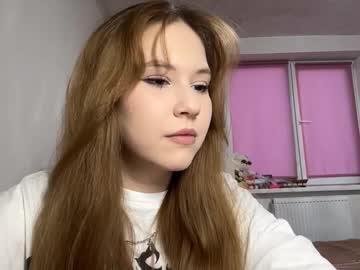 Kaylawulfing Chaturbate stream image from March 25, 2026