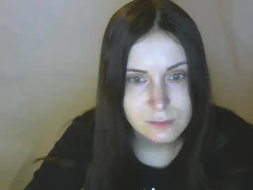 Avialenne Chaturbate stream image from March 25, 2026