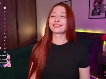 Ellypeach Chaturbate stream image from March 25, 2026