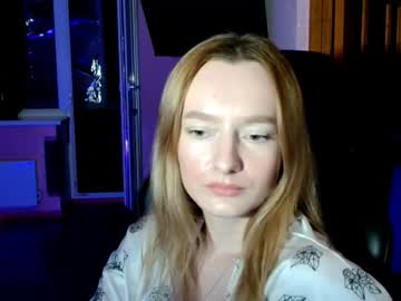 Kikies_ Chaturbate stream image from March 25, 2026