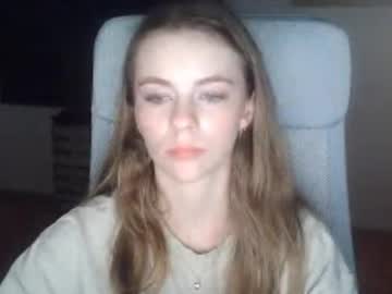 Ariacreazy Chaturbate stream image from March 25, 2026