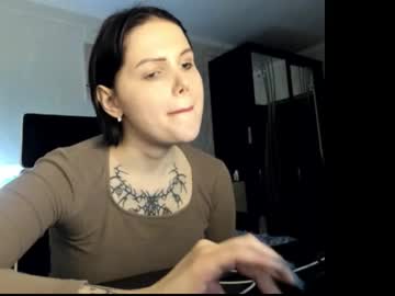 Emydeliro Chaturbate stream image from March 25, 2026