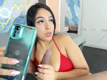 Kylieandjhonny Chaturbate stream image from March 25, 2026