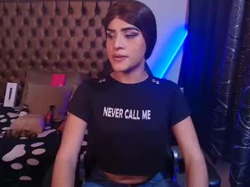 Lailahdark Chaturbate stream image from March 25, 2026