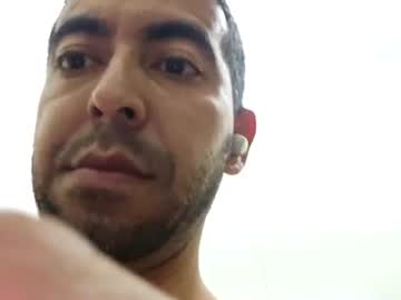 Mmiigguueell32 Chaturbate stream image from March 25, 2026