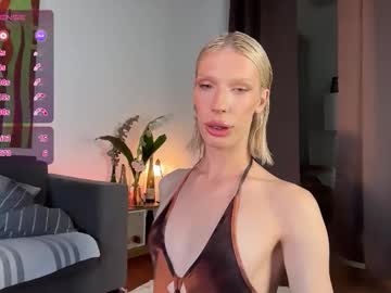 Sn0wcat Chaturbate stream image from March 25, 2026