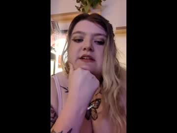 Curvyrosie13 Chaturbate stream image from March 26, 2026