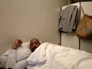 Gide8n Chaturbate stream image from March 26, 2026