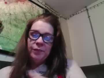 Beesmithfield Chaturbate stream image from March 26, 2026