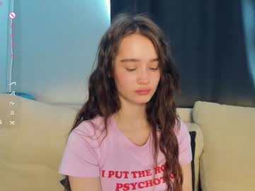 Alivialovely Chaturbate stream image from March 26, 2026
