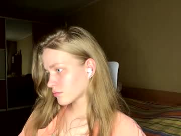 Latoyiacuculich Chaturbate stream image from March 26, 2026