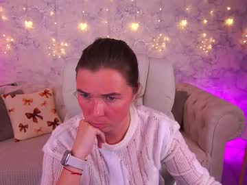 Dariadelly Chaturbate stream image from March 26, 2026