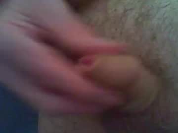 2_Small_4u Chaturbate stream image from March 26, 2026
