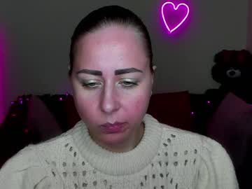 Alicewonderkiss Chaturbate stream image from March 26, 2026