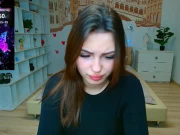 Kitty_Shenson Chaturbate stream image from March 26, 2026