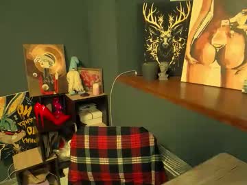 Luxie_Queen Chaturbate stream image from March 26, 2026
