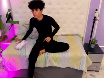 Vittoriandfelim Chaturbate stream image from March 26, 2026