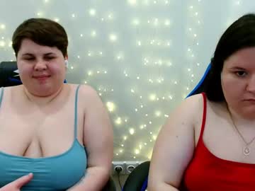 Beckyandellen Chaturbate stream image from March 26, 2026