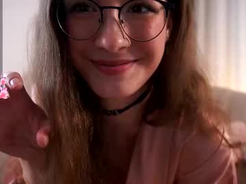Cwenbrayton Chaturbate stream image from March 26, 2026