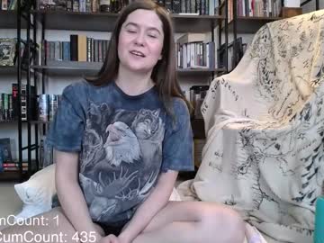 Bellastrange69 Chaturbate stream image from March 26, 2026