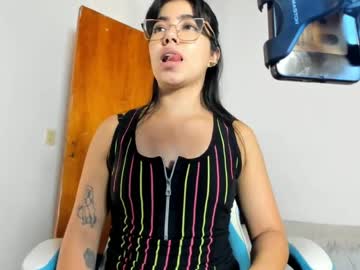 Peque_Blue Chaturbate stream image from March 26, 2026