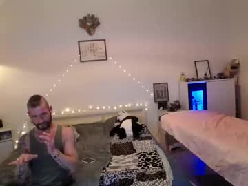 Bonnyeandclydee Chaturbate stream image from March 26, 2026