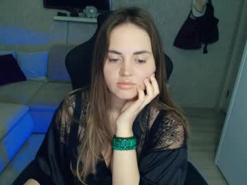 Crystalemily Chaturbate stream image from March 26, 2026