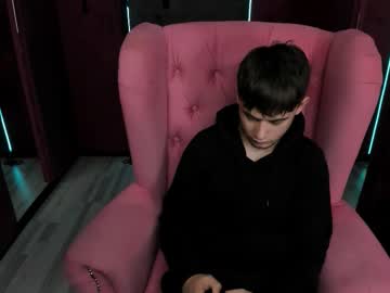 Alejandro_Ellias Chaturbate stream image from March 26, 2026