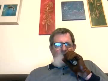Relevepain Chaturbate stream image from March 26, 2026