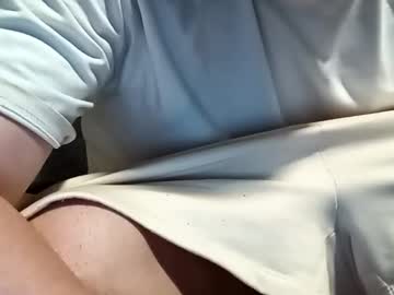 Plzcumagen Chaturbate stream image from March 26, 2026