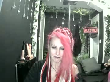 Saucysky Chaturbate stream image from March 26, 2026