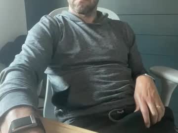 Venicebeachdude Chaturbate stream image from March 26, 2026
