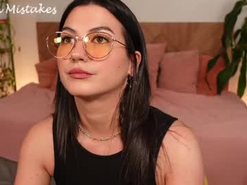 Meganmistakes Chaturbate stream image from March 27, 2026
