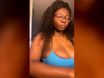 Ximora212 Chaturbate stream image from March 27, 2026