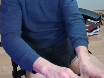 Yourloyalpuppy Chaturbate stream image from March 27, 2026
