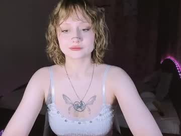 Mariamilkis Chaturbate stream image from March 27, 2026