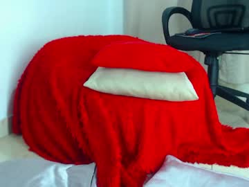 Miafox2037 Chaturbate stream image from March 27, 2026
