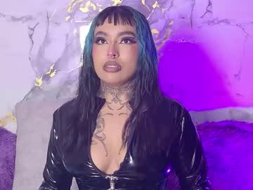 Sophia_Harrys Chaturbate stream image from March 27, 2026